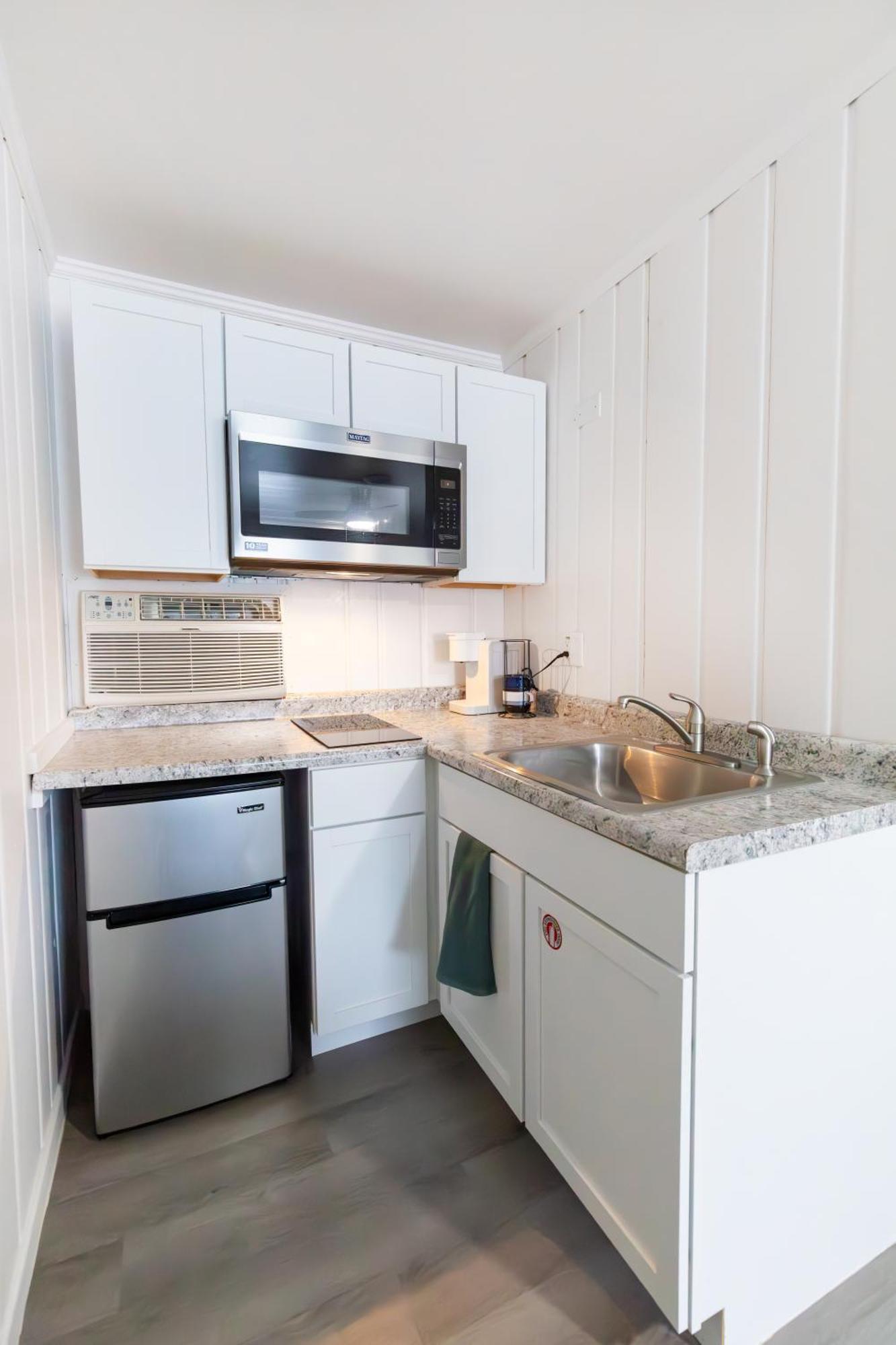 Anchor Bay Inn And Suites Sandusky Rom bilde